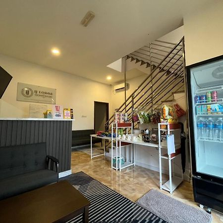 Ij Lodge Miri Kültér fotó