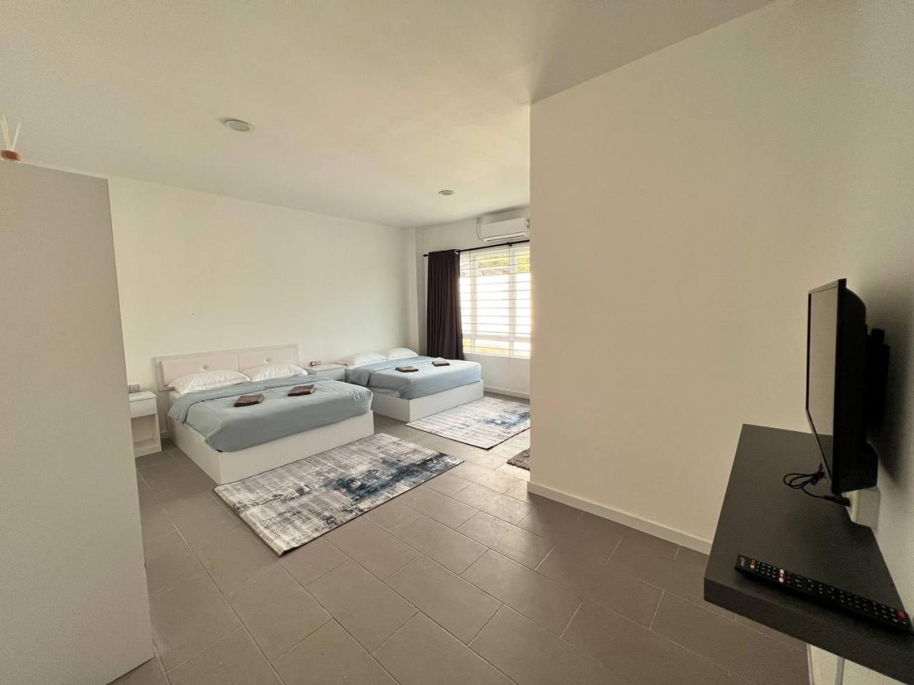 Ij Lodge Miri Kültér fotó